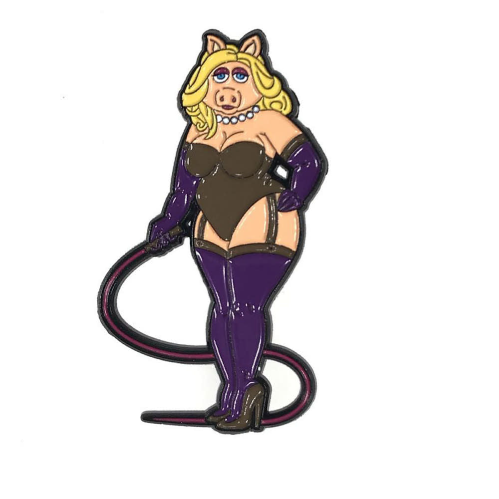 Miss Piggy Whip Pin