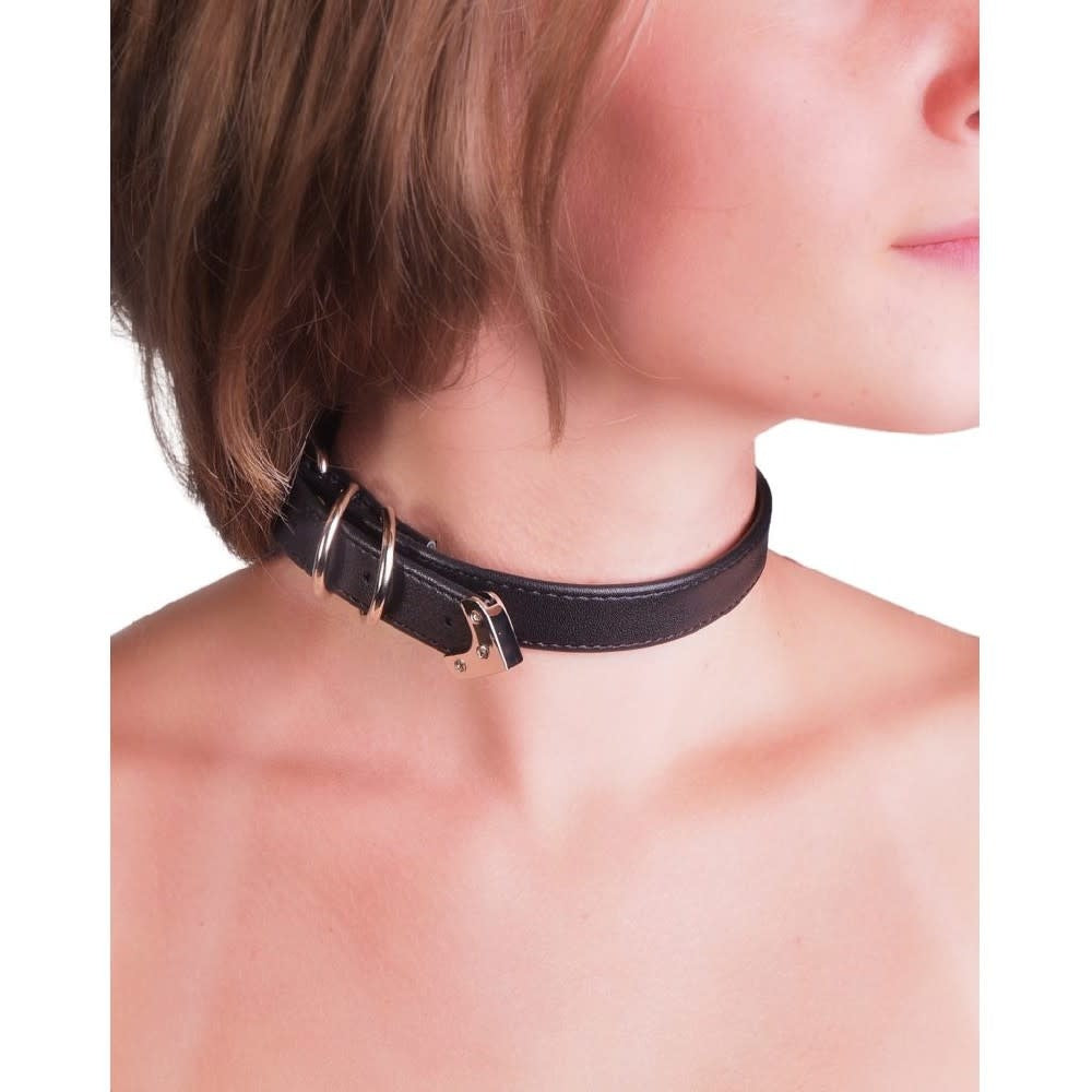 Simple Choker With Buckle